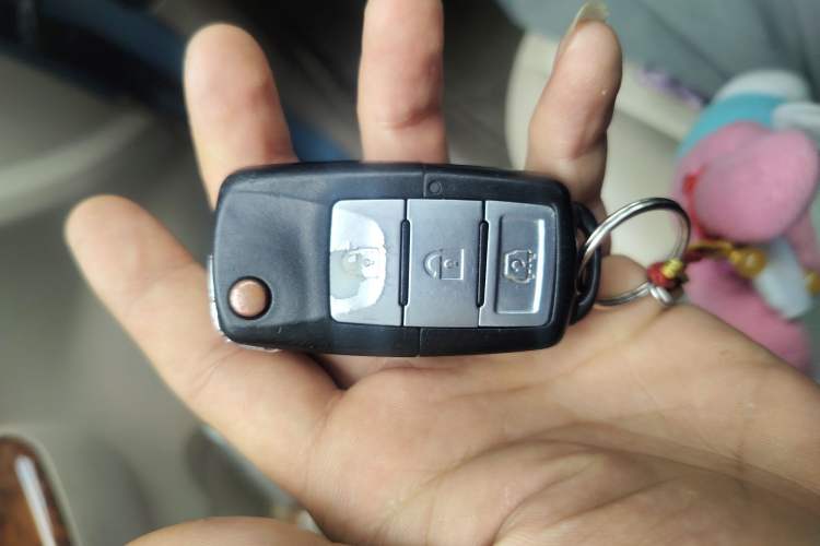 Used Dongfeng Fengon 2013 1.3L Manual Deluxe Edition DK13-08 Vehicle Key