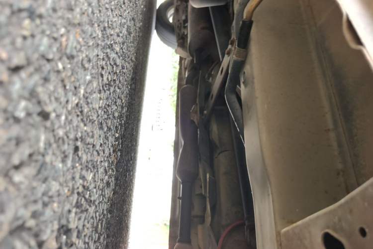 Used Dongfeng Fengon 2013 1.5L Manual Comfort Version DK15 Chassis Front Right