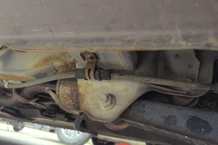 Used Dongfeng Fengon 2013 1.5L Manual Deluxe Model DK15 Chassis Rear Left