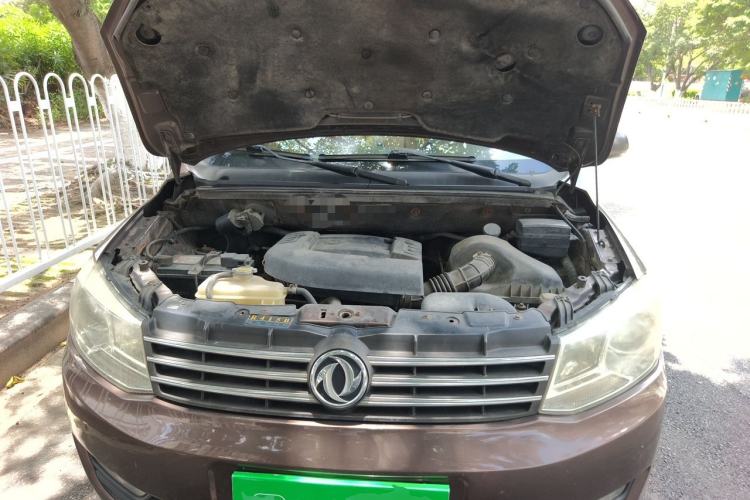 Used Dongfeng Fengon 2013 1.5L Manual Comfort Version DK15 Engine Bay