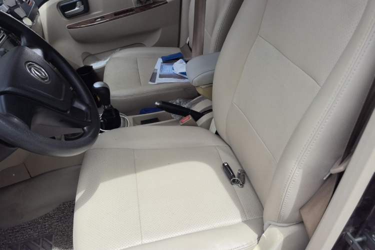 Used Dongfeng Fengon 2013 1.5L Manual Deluxe Model DK15 Left Front Seat