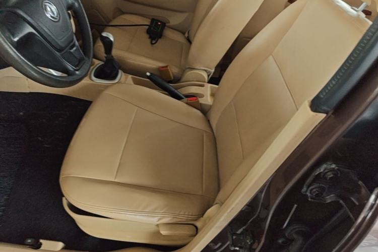 Used Dongfeng Fengon 2013 1.5L Manual Deluxe Model DK15 Left Front Seat