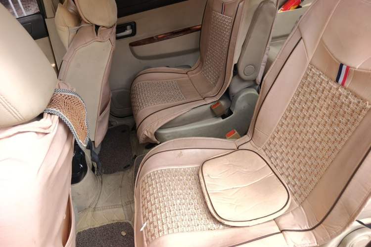 Used Dongfeng Fengon 2013 1.5L Manual Comfort Version DK15 Left Rear Seat