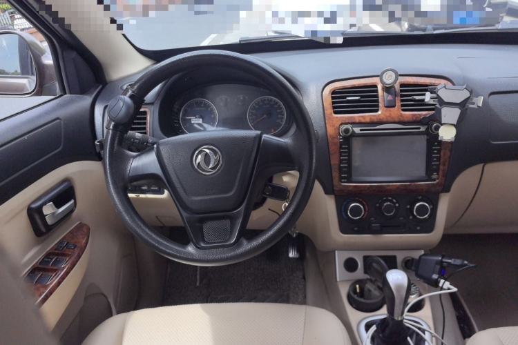 Used Dongfeng Fengon 2013 1.5L Manual Deluxe Model DK15 Steering Wheel