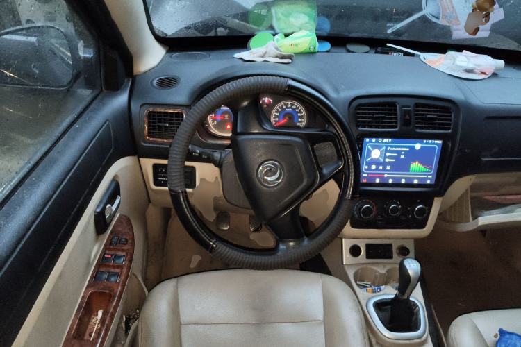 Used Dongfeng Fengon 2013 1.5L Manual Deluxe Model DK15 Steering Wheel