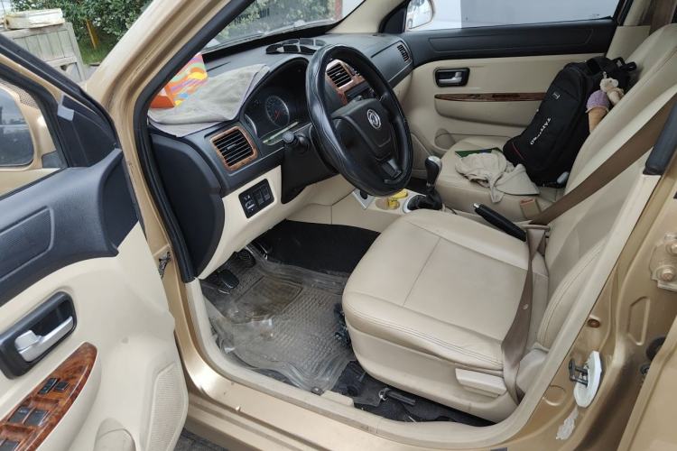 Used Dongfeng Fengon 2013 1.3L Manual Deluxe Edition DK13-08 Driver Seat