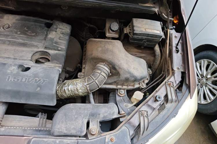 Used Dongfeng Fengon 2013 1.5L Manual Deluxe Model DK15 Engine Bay Left