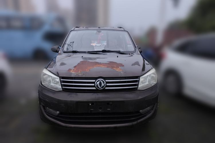 Used Dongfeng Fengon 2013 1.5L Manual Deluxe Model DK15 Front