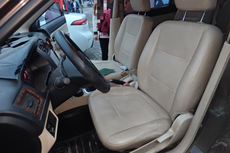 Used Dongfeng Fengon 2013 1.5L Manual Deluxe Model DK15 Left Front Seat