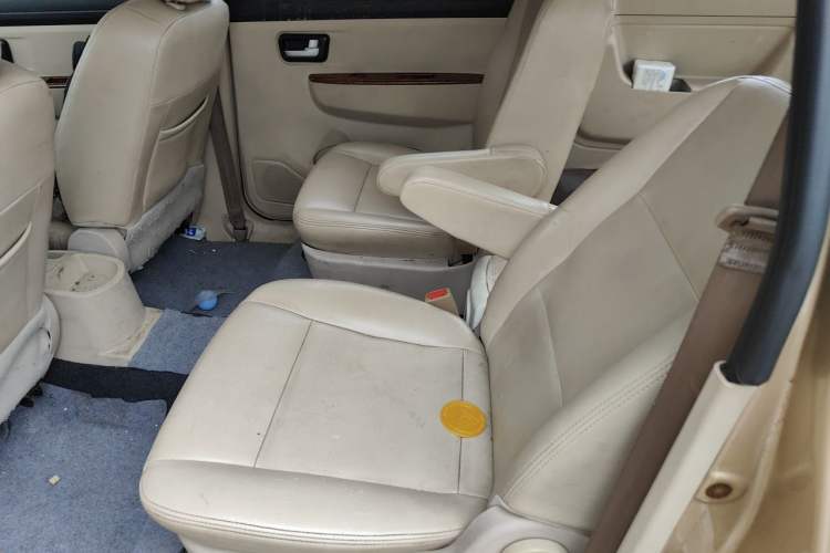Used Dongfeng Fengon 2013 1.3L Manual Deluxe Edition DK13-08 Left Rear Seat