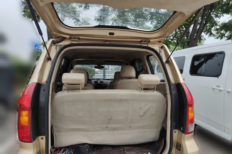 Used Dongfeng Fengon 2013 1.3L Manual Deluxe Edition DK13-08 Trunk