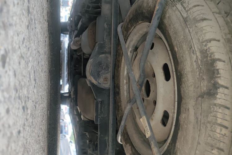 Used Dongfeng Fengon 2013 1.5L Manual Deluxe Model DK15 Chassis Rear