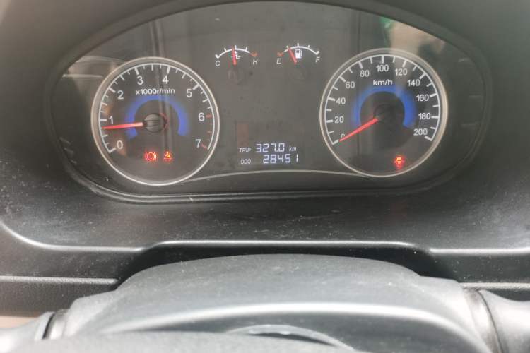 Used Dongfeng Fengon 2013 1.3L Manual Deluxe Edition DK13-08 Odometer Close Up