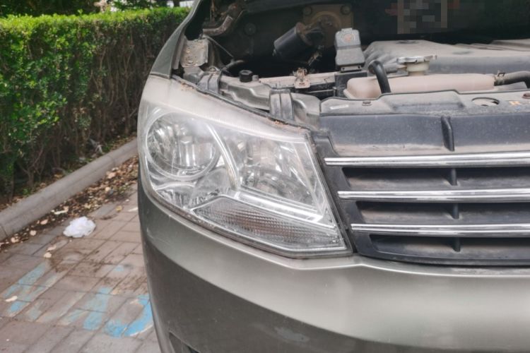 Used Dongfeng Fengon 2013 1.3L Manual Deluxe Edition DK13-08 Right Front Headlight
