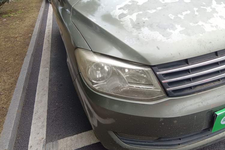 Used Dongfeng Fengon 2013 1.3L Manual Deluxe Edition DK13-08 Right Front Headlight