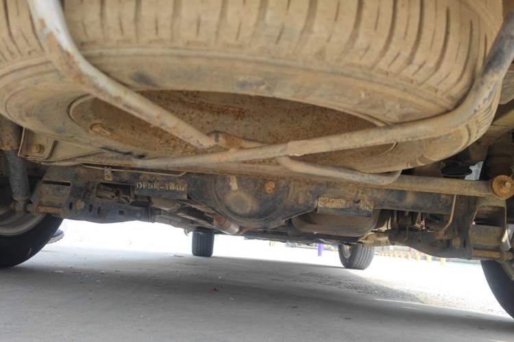 Used Dongfeng Fengon 2013 1.3L Manual Deluxe Edition DK13-08 Chassis Rear