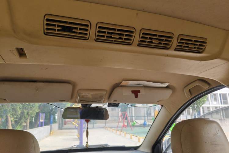Used Dongfeng Fengon 2013 1.3L Manual Deluxe Edition DK13-08 Headliner