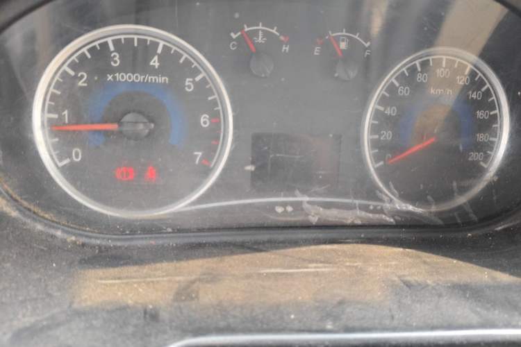 Used Dongfeng Fengon 2013 1.3L Manual Deluxe Edition DK13-08 Odometer Close Up