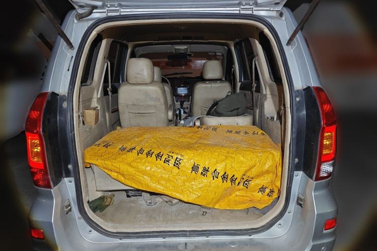 Used Dongfeng Fengon 2013 1.5L Manual Deluxe Model DK15 Trunk