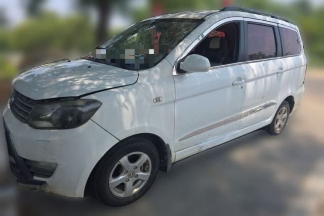 Used Dongfeng Fengon 2013 1.3L Manual Deluxe Edition DK13-08