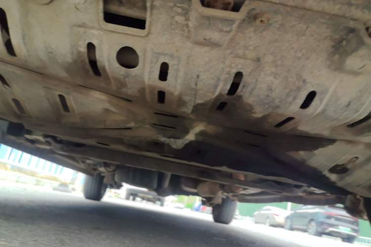 Used Dongfeng Fengon 2013 1.3L Manual Deluxe Edition DK13-08 Chassis Front