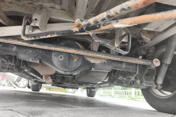 Used Dongfeng Fengon 2013 1.5L Manual Deluxe Model DK15 Chassis Rear