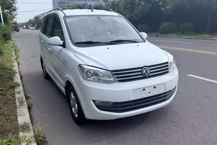 Used Dongfeng Fengon 2013 1.5L Manual Deluxe Model DK15 Exterior 2