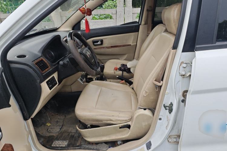 Used Dongfeng Fengon 2013 1.5L Manual Deluxe Model DK15 Left Front Seat