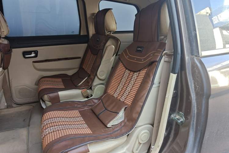 Used Dongfeng Fengon 2013 1.5L Manual Deluxe Model DK15 Left Rear Seat