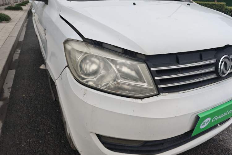 Used Dongfeng Fengon 2013 1.5L Manual Deluxe Model DK15 Right Front Headlight