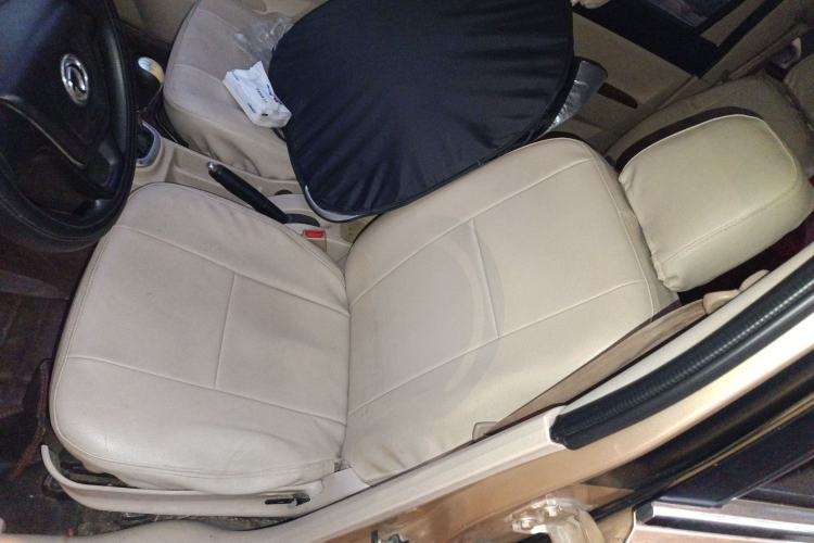 Used Dongfeng Fengon 2013 1.3L Manual Deluxe Edition DK13-08 Left Front Seat