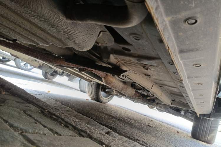 Used Dongfeng Fengon ix5 2019 220T CVT ZhiShang Trim China V Standard Chassis Rear Right
