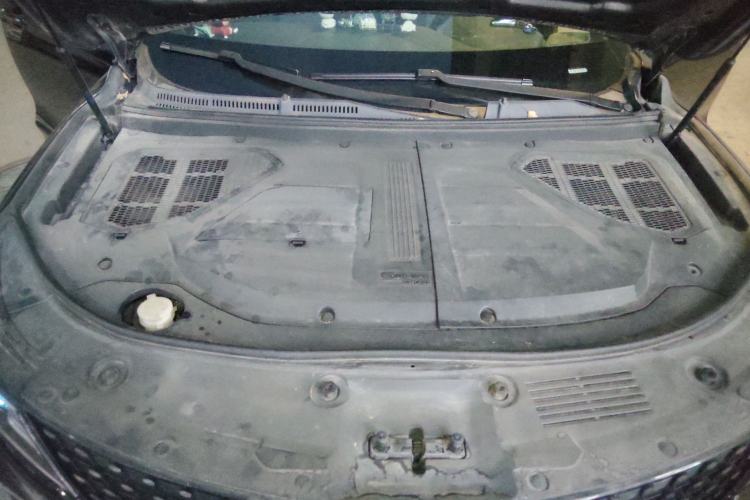 Used Dongfeng Fengon ix5 2019 220T Manual ZhiShang Version China VI Standard Engine Bay
