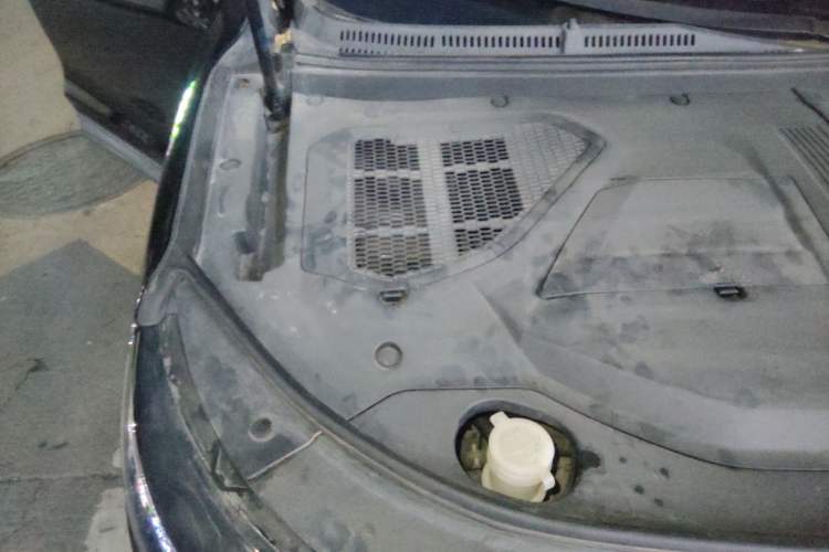 Used Dongfeng Fengon ix5 2019 220T Manual ZhiShang Version China VI Standard Engine Bay Right