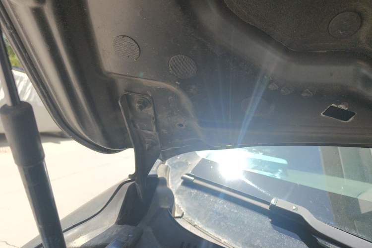 Used Dongfeng Fengon ix5 2019 220T CVT ZhiShang Trim China V Standard Engine Bay Right