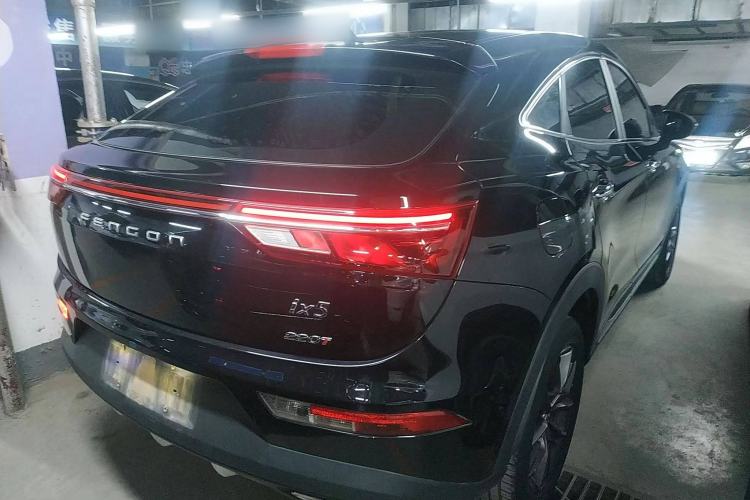 Used Dongfeng Fengon ix5 2019 220TGDI CVT Zhiya Trim China VI Standard Exterior 3