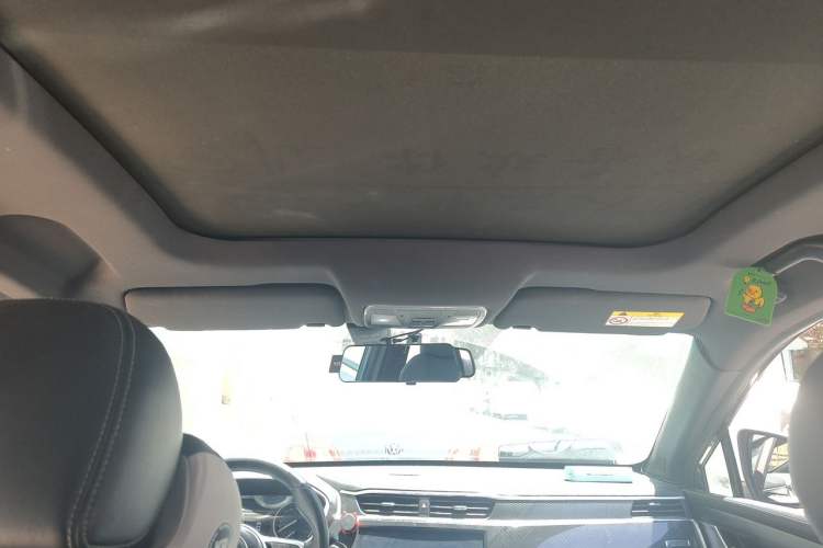 Used Dongfeng Fengon ix5 2019 220T CVT ZhiShang Trim China V Standard Headliner