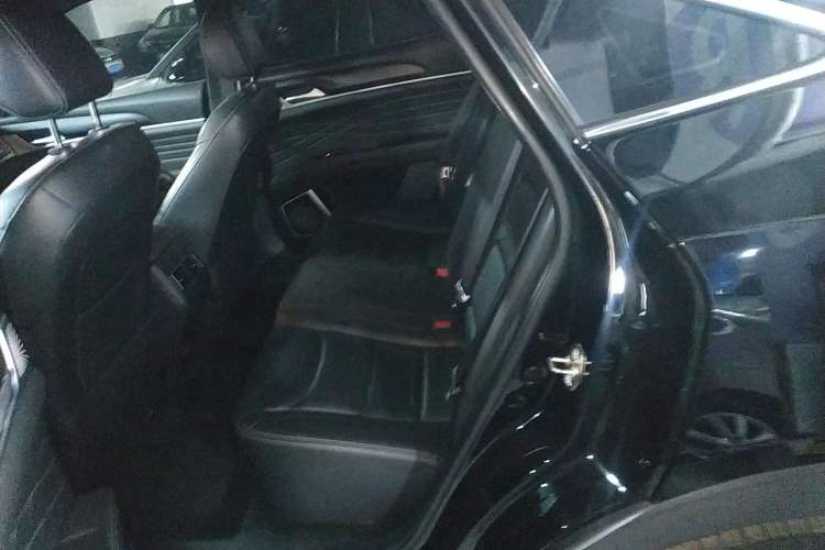 Used Dongfeng Fengon ix5 2019 220TGDI CVT Zhiya Trim China VI Standard Interior 3