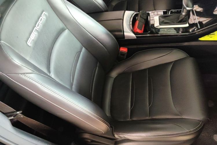 Used Dongfeng Fengon ix5 2019 220T CVT ZhiShang Trim China V Standard Right Front Seat
