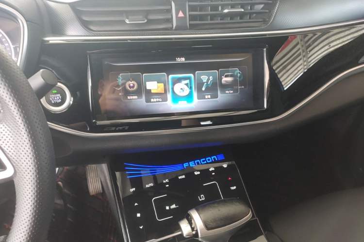 Used Dongfeng Fengon ix5 2019 220T CVT Zhiyue Trim China V Emission Standard Audio And AC Panel