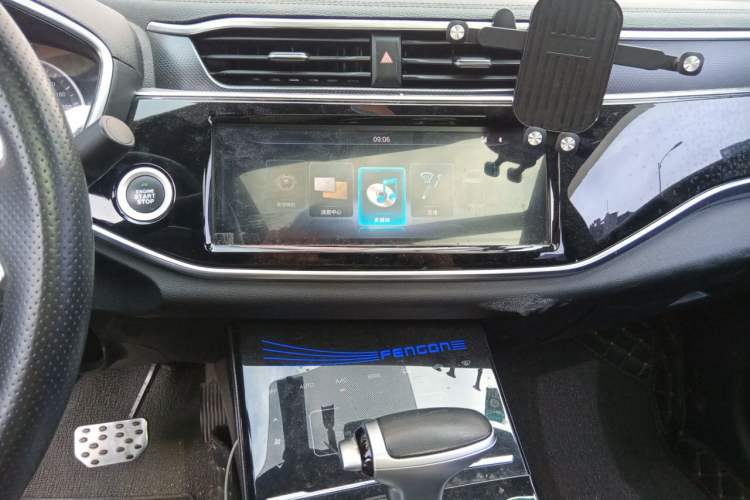 Used Dongfeng Fengon ix5 2019 220T CVT Zhiyue Trim China V Emission Standard Audio And AC Panel