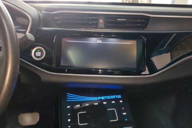 Used Dongfeng Fengon ix5 2019 280TGDI CVT ZhiZun Trim China V Emission Standard Audio And AC Panel