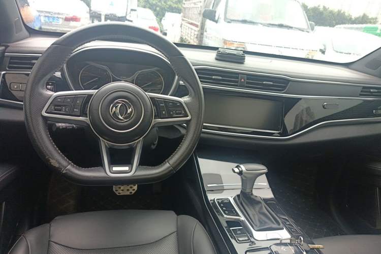 Used Dongfeng Fengon ix5 2019 220T CVT Zhiyue Trim China V Emission Standard Center Console