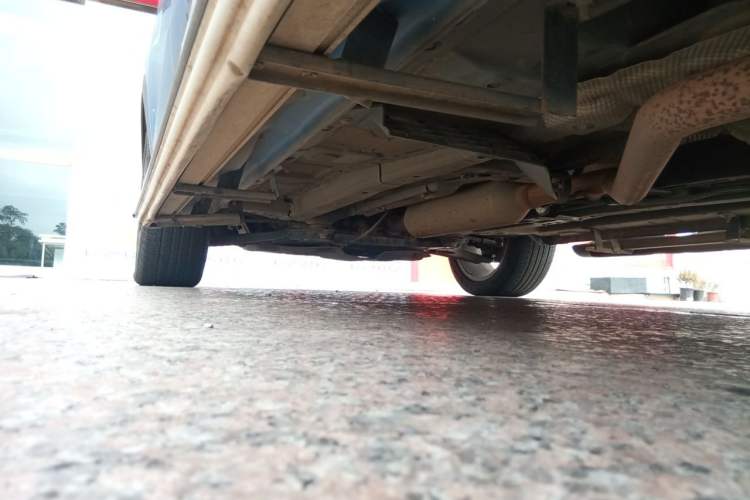 Used Dongfeng Fengon ix5 2019 220T CVT Zhiyue Trim China V Emission Standard Chassis Rear Left