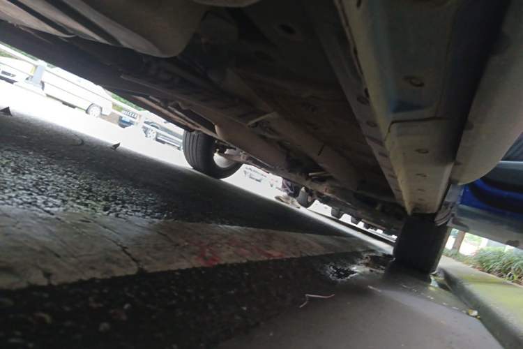 Used Dongfeng Fengon ix5 2019 220T CVT Zhiyue Trim China VI Standard Chassis Rear Right