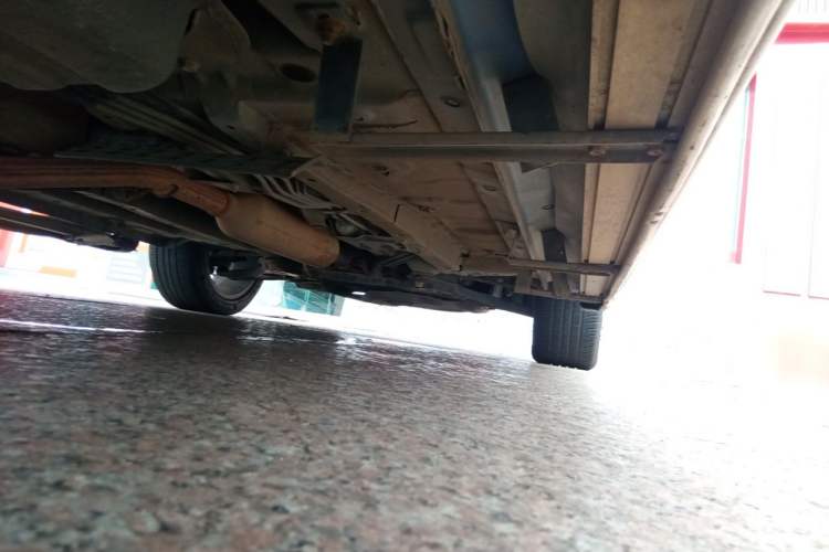 Used Dongfeng Fengon ix5 2019 220T CVT Zhiyue Trim China V Emission Standard Chassis Rear Right