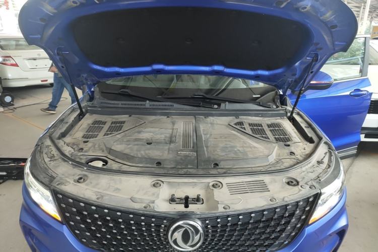 Used Dongfeng Fengon ix5 2019 220T CVT Zhiyue Trim China V Emission Standard Engine Bay