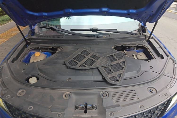 Used Dongfeng Fengon ix5 2019 220T CVT Zhiyue Trim China VI Standard Engine Bay