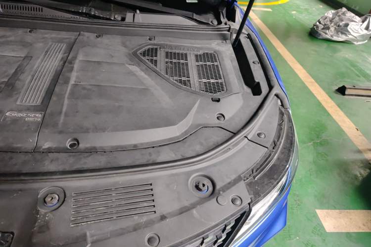 Used Dongfeng Fengon ix5 2019 220T CVT Zhiyue Trim China V Emission Standard Engine Bay Left