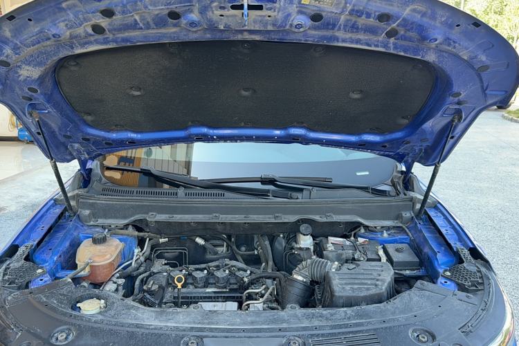 Used Dongfeng Fengon ix5 2019 220T CVT ZhiShang Trim China V Standard Engine Bay